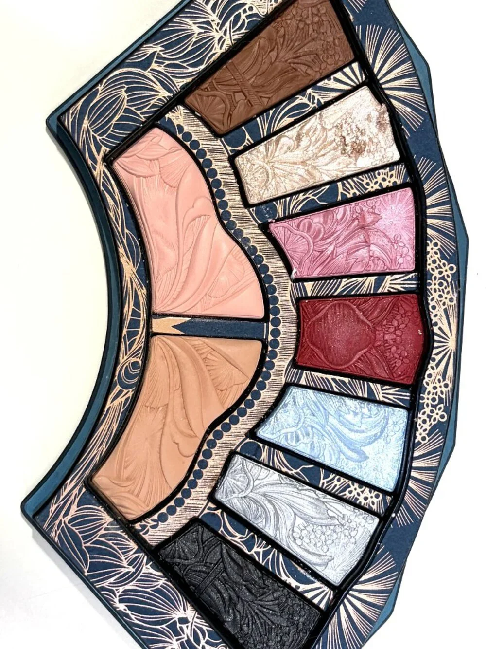 NWOT Florasis Beijing Opera Charming Aria Palette + Concealer Bundle